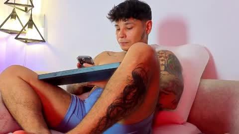 Snapshot of tattokoi chatting on April 30, 1:23 am tattokoi online show from April 30, 1:23 am