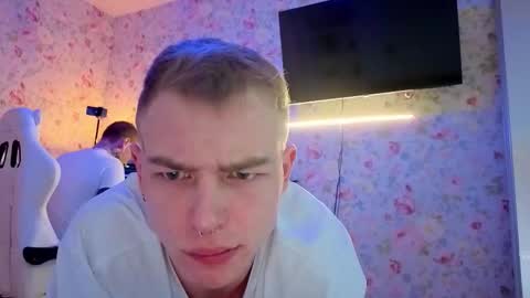 Alex but u can call me Theo online show from February 2, 7:18 am