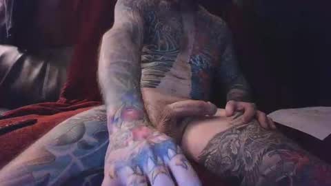 Snapshot of tattooguyatl chatting on February 22, 4:02 am tattooguyatl online show from February 22, 4:02 am