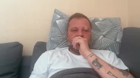 tattoomanforgirls online show from April 5, 10:45 am