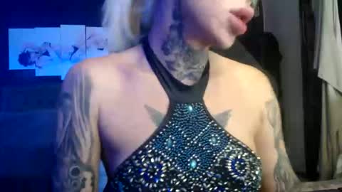 tatuada_safada online show from June 2, 2:13 am
