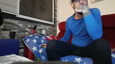 Tatuado20cm online show from February 15, 6:21 am