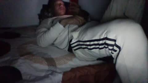 Snapshot of tauron420 chatting on February 27, 2:22 am tauron420 online show from February 27, 2:22 am