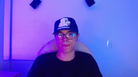 taurus4k online show from October 10, 7:29 am