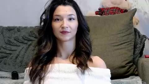 TayaKayan online show from February 19, 10:33 am