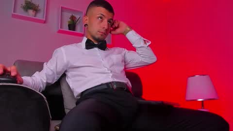 Snapshot of tayer_bennet chatting on September 14, 3:38 am tayer_bennet online show from September 14, 3:38 am