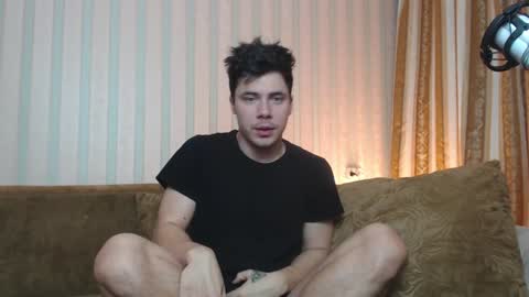 Snapshot of tayler_durden_1 chatting on January 14, 4:04 am ... online show from January 14, 4:04 am