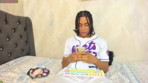 Taylor online show from March 9, 10:14 pm