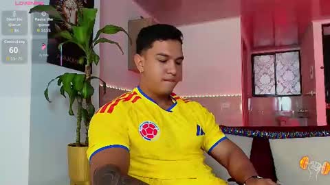Penagos zz    online show from June 23, 3:43 pm