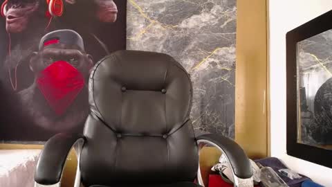 taylor_rodas online show from May 25, 11:49 am