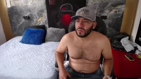 taylor_rodas online show from May 27, 12:13 pm