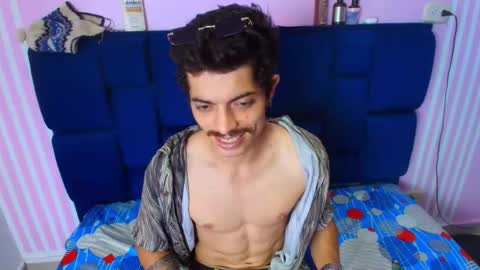 Snapshot of taylor_stele chatting on April 30, 6:58 pm taylor stele online show from April 30, 6:58 pm