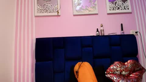 Snapshot of taylor_stele chatting on May 3, 6:36 pm taylor stele online show from May 3, 6:36 pm