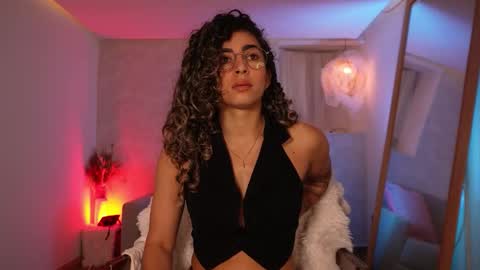 taylormichell online show from February 26, 8:52 pm