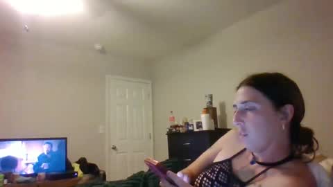 Snapshot of taylorslay chatting on June 13, 1:03 am taylorslay online show from June 13, 1:03 am