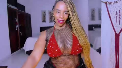 Snapshot of taylorslims chatting on July 27, 2:24 pm taylorslims online show from July 27, 2:24 pm