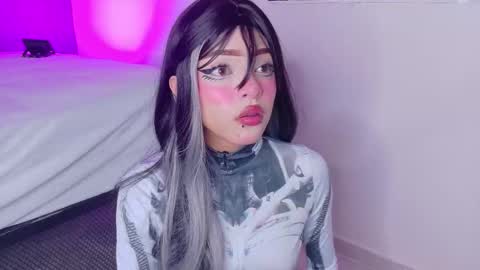 TAYLOR  online show from January 13, 11:48 am