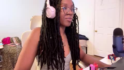 Snapshot of taylorsosweets chatting on May 7, 12:16 am Taylor online show from May 7, 12:16 am