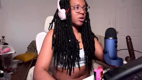 Snapshot of taylorsosweets chatting on May 16, 9:39 am Taylor online show from May 16, 9:39 am