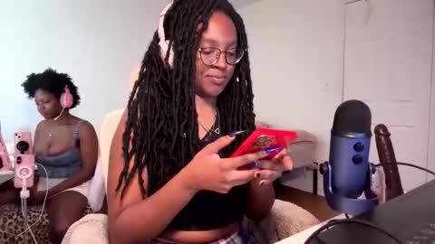 Snapshot of taylorsosweets chatting on May 17, 12:08 am Taylor online show from May 17, 12:08 am