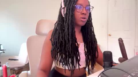 Snapshot of taylorsosweets chatting on May 22, 9:20 pm Taylor online show from May 22, 9:20 pm
