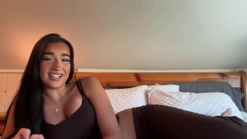 Snapshot of taylorxviolet chatting on May 30, 8:50 pm Tayy online show from May 30, 8:50 pm