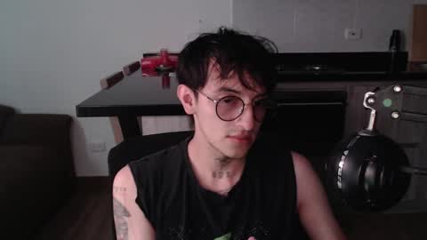 Snapshot of te0__0 chatting on April 24, 11:45 am Teo independent model online show from April 24, 11:45 am