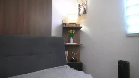 Snapshot of te_para_dos chatting on April 11, 5:28 pm Leo and Luna online show from April 11, 5:28 pm