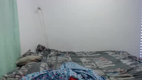 Snapshot of team23hot0 chatting on December 2, 6:09 am team23hot0 online show from December 2, 6:09 am