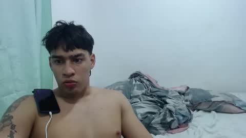 Snapshot of team23hot0 chatting on March 6, 3:13 am team23hot0 online show from March 6, 3:13 am