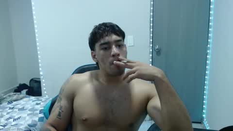 Snapshot of team23hot0 chatting on October 20, 3:29 am team23hot0 online show from October 20, 3:29 am