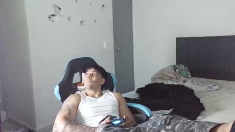 team23hot0 online show from March 3, 5:35 am