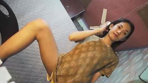 Snapshot of teasemebabi chatting on February 20, 11:11 am Babi Karsh online show from February 20, 11:11 am