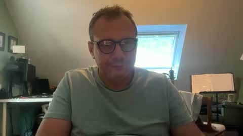 Snapshot of technoboy1975007 chatting on June 1, 7:15 pm technoboy1975007 online show from June 1, 7:15 pm