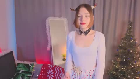 Snapshot of tecna_tonic chatting on December 19, 5:25 am all me precious online show from December 19, 5:25 am