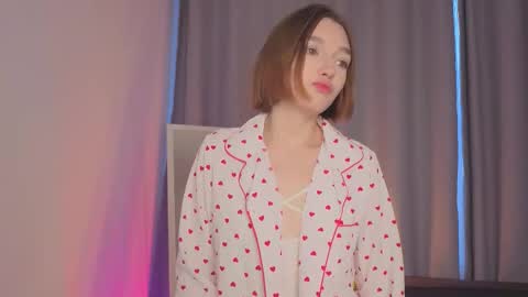 Snapshot of tecna_tonic chatting on January 11, 5:01 am all me precious online show from January 11, 5:01 am