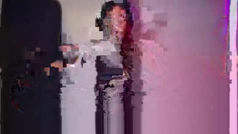 teddy_bananaaa online show from April 15, 1:34 am