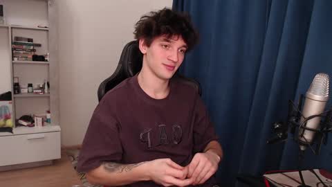 Teddy online show from December 28, 7:11 pm