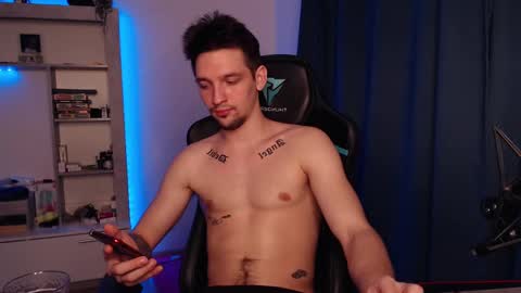 Teddy online show from February 17, 9:41 pm