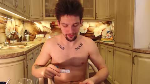 Teddy online show from March 9, 5:00 am