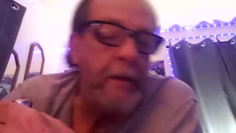 Snapshot of tedestep2 chatting on February 3, 3:48 am tedestep2 online show from February 3, 3:48 am