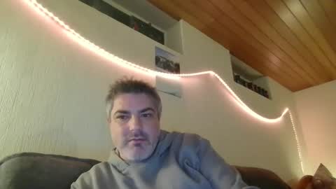 Peter online show from February 4, 7:11 pm