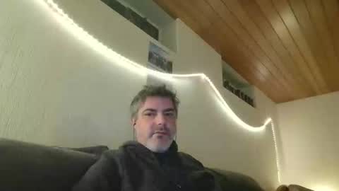 Peter online show from February 18, 1:10 am