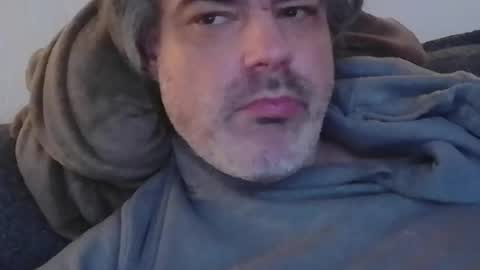 Snapshot of teeforyou chatting on March 23, 8:40 am Peter online show from March 23, 8:40 am