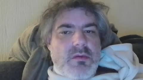 Snapshot of teeforyou chatting on April 4, 1:37 am Peter online show from April 4, 1:37 am