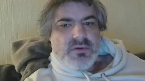 Snapshot of teeforyou chatting on April 7, 2:01 am Peter online show from April 7, 2:01 am