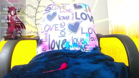 Snapshot of tefanny_arias2 chatting on May 25, 8:15 pm Tefanny online show from May 25, 8:15 pm