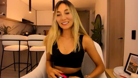 Amy No penetration Virgiin giirl online show from February 26, 1:32 am