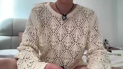 Amy No penetration Virgiin giirl online show from March 5, 4:03 pm