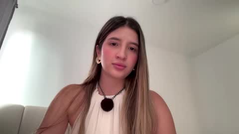 Amy No penetration Virgiin giirl online show from April 13, 5:18 pm